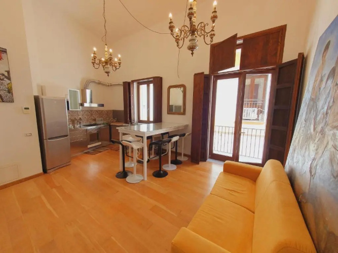 "Guttuso tribute suite" experience apartment