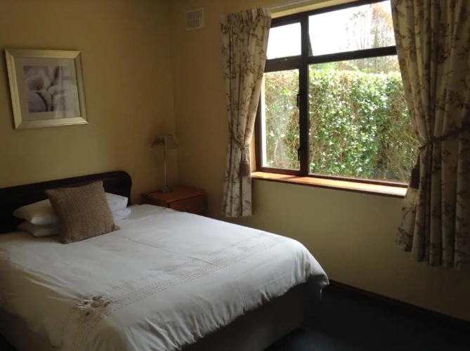 3 Bedrooms Single Cottage