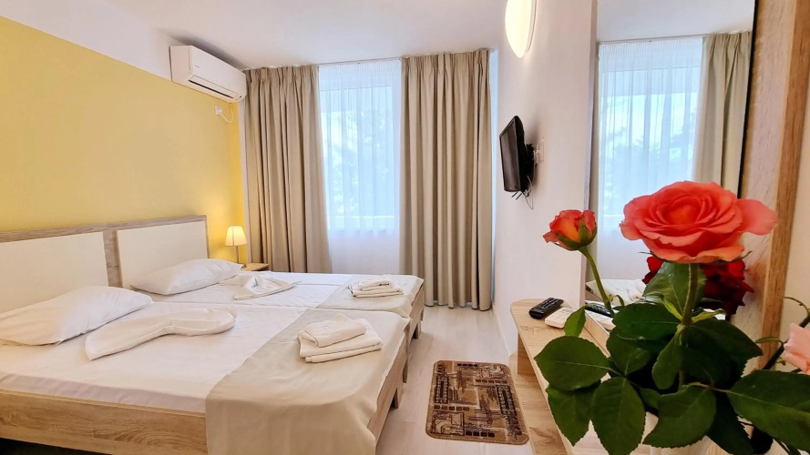 Hotel Diana