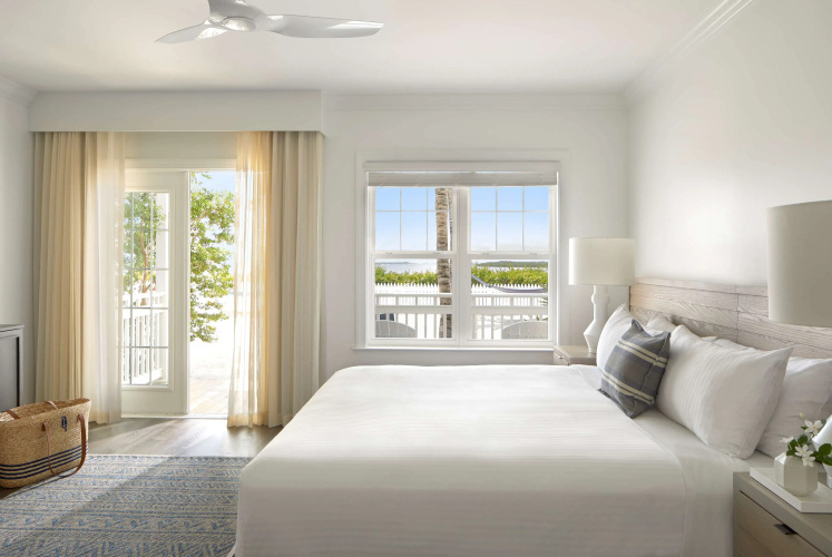 Parrot Key Hotel & Villas