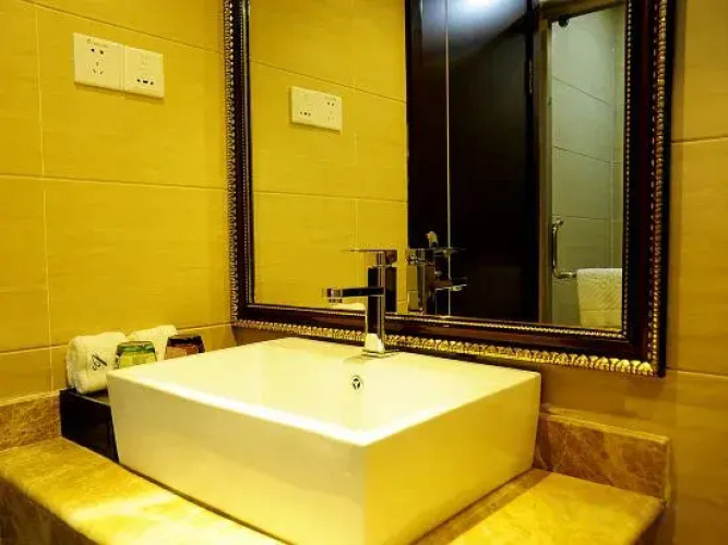 Hot Spring Banshan Hotel