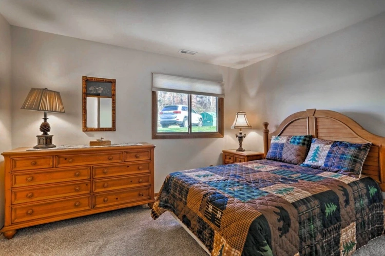 3 Bedrooms Apartment