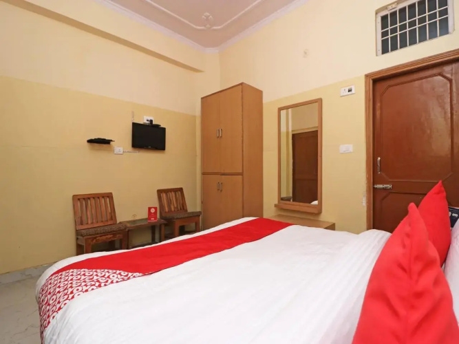OYO 24103 Akbar Guest House