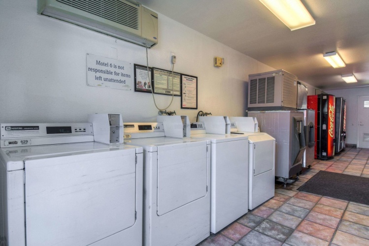 Motel 6 Los Angeles - San Dimas photo 19