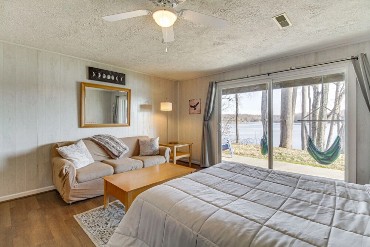 Lakefront Moneta Home w/ Community Dock!