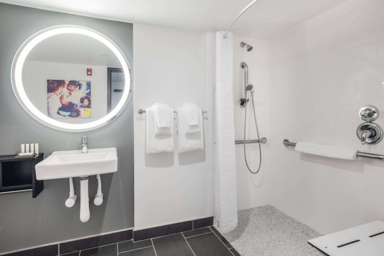 La Quinta by Wyndham Chicago O'Hare Airport photo 9