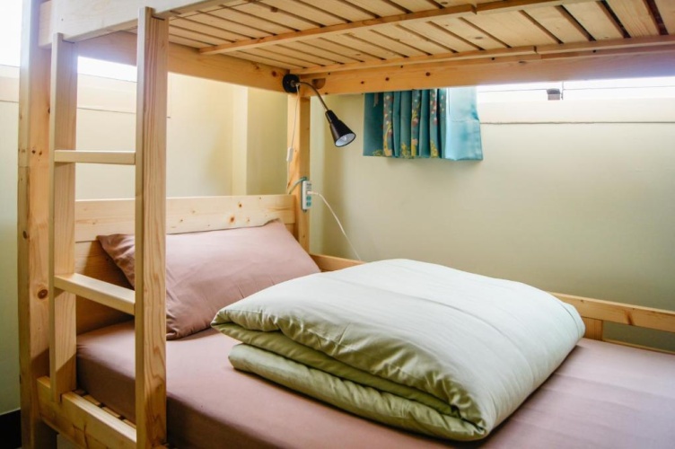 Bed in Dorm with view