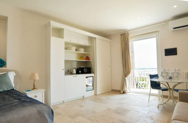 Marina Homes Deluxe 1