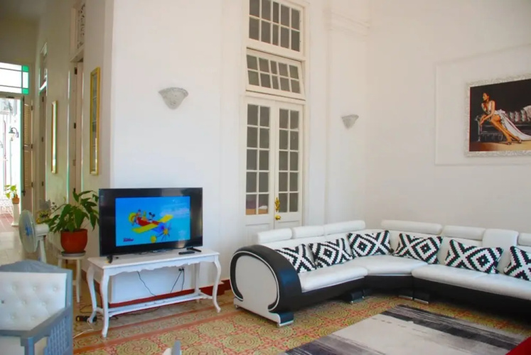 Kenia Colonial House