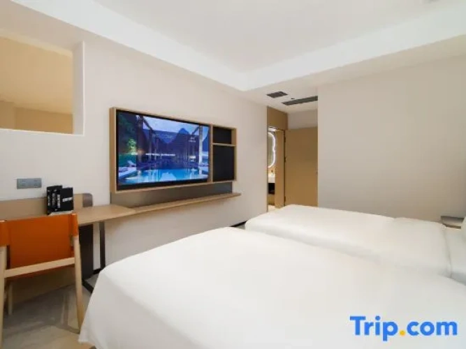 4 Bedrooms Suite