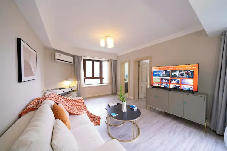 Tyms Modern 1BR APT  Garden