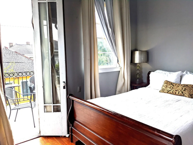 Balcony Guest House