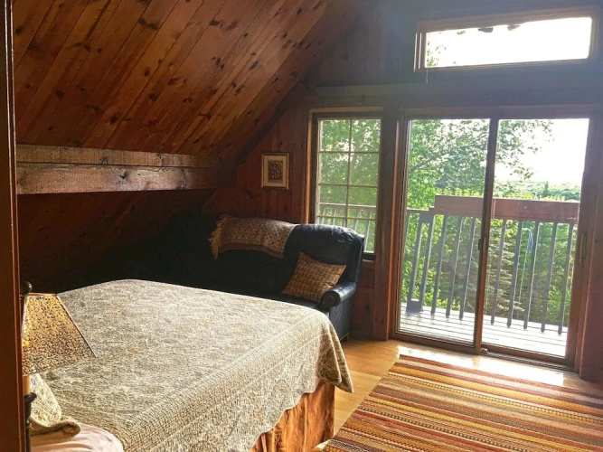 The Birdhouse Inn