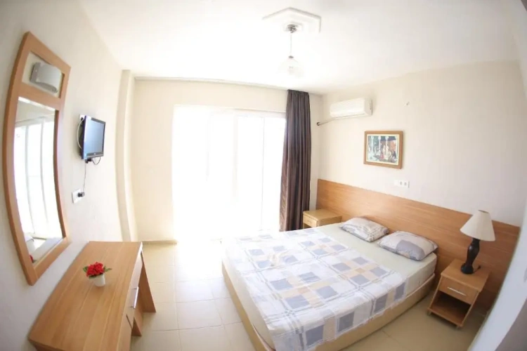 Standard Triple room with sea view