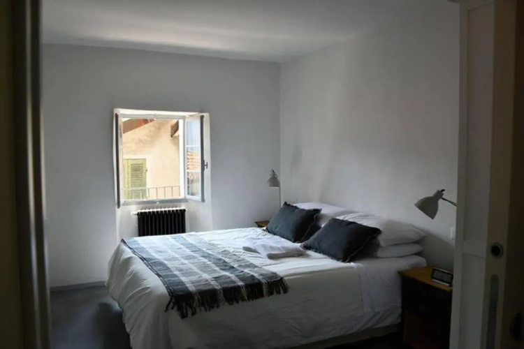 Rocks apartment Colonno