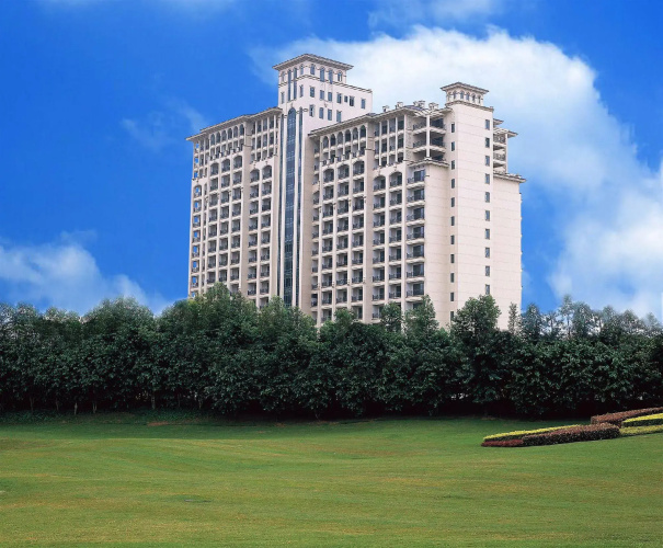 Chateau Star River Apartment