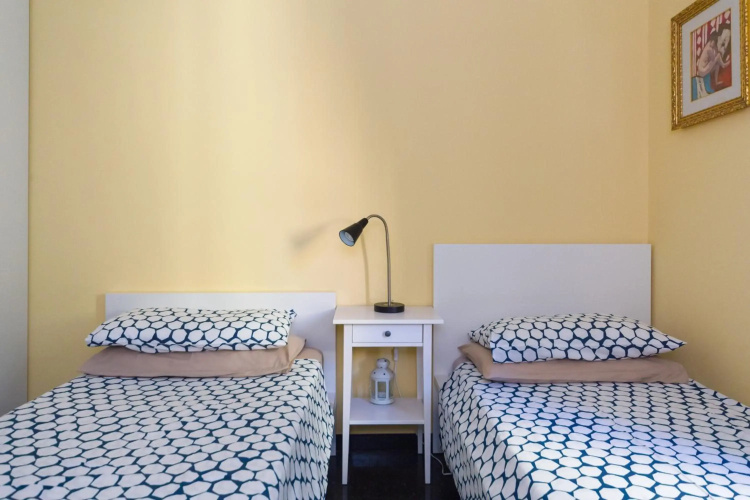 Diamond Apartment