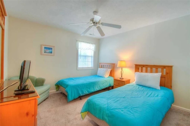 River Oaks 11-F