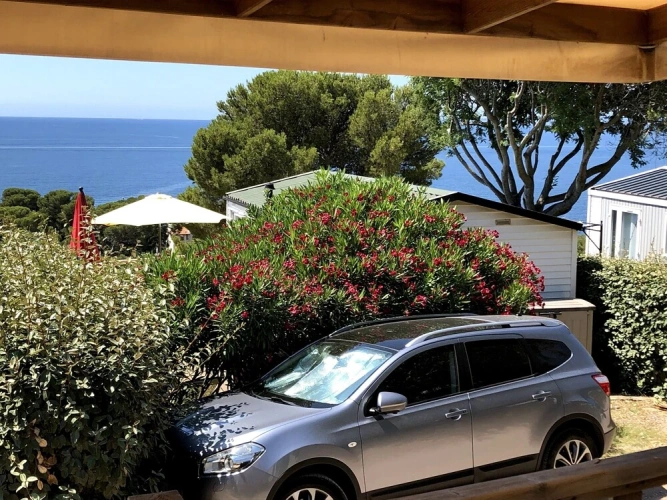 2 Bedrooms Standard Family room with sea view