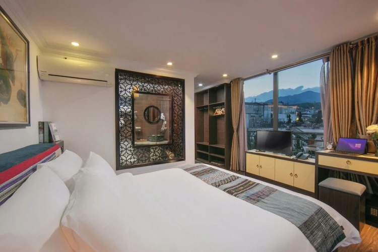 Deluxe Double room with balcony