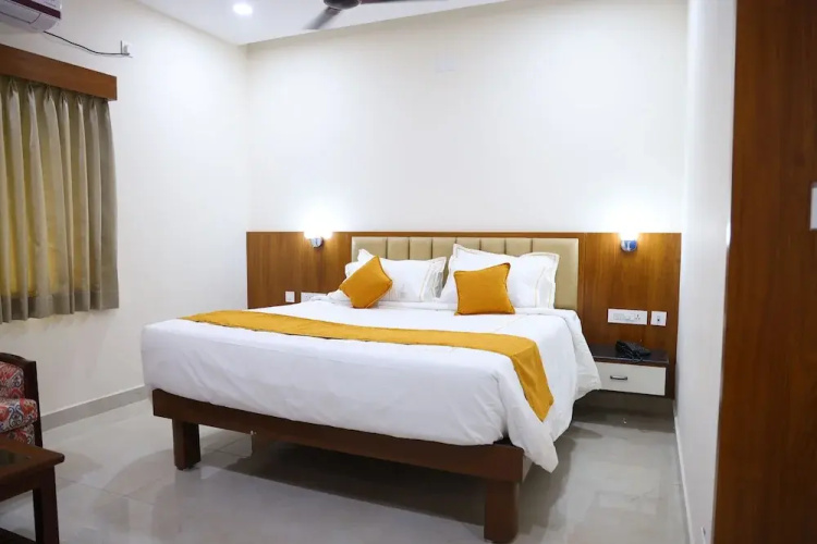 Nanda Mohan Residency