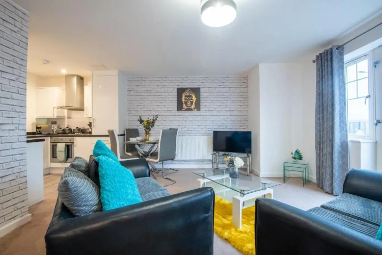 2 Bedrooms Double Apartment