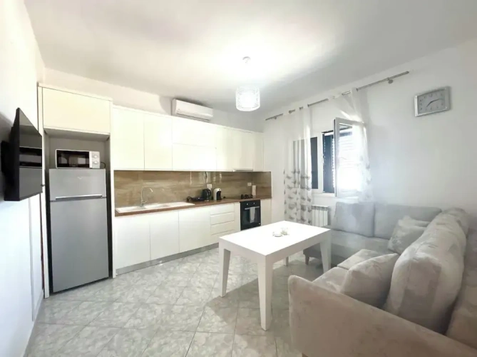1 Bedroom Penthouse Apartment with balcony