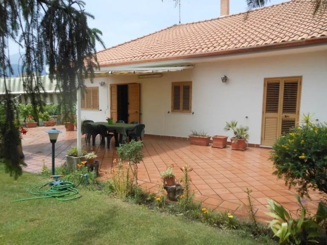 Villa Etna