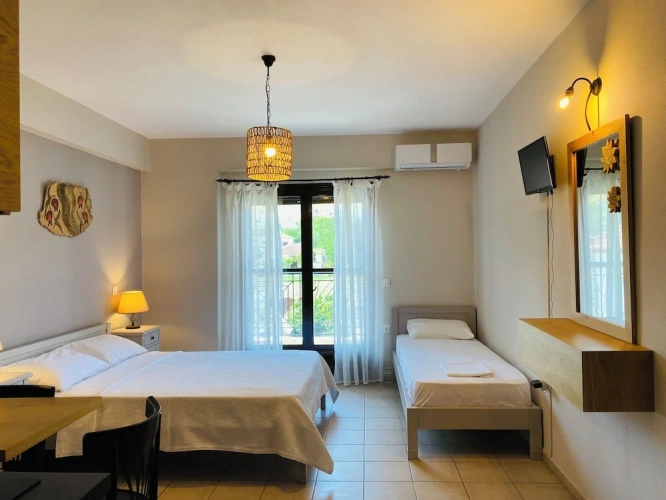 Classic Triple room