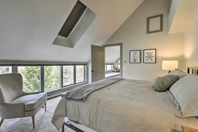 Hot Tub + Ski Shuttle Access: Keystone Condo!