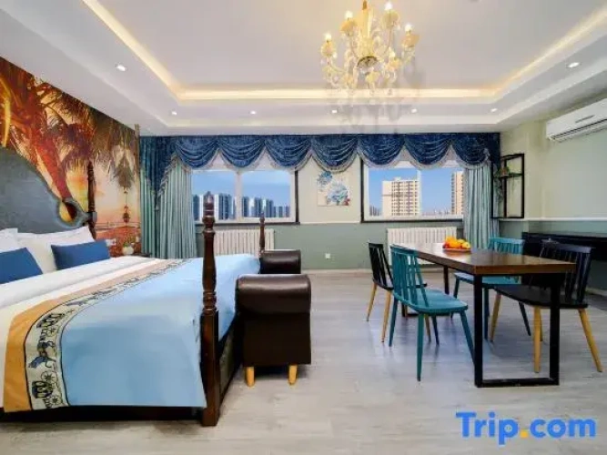 Deluxe Double room with partial view