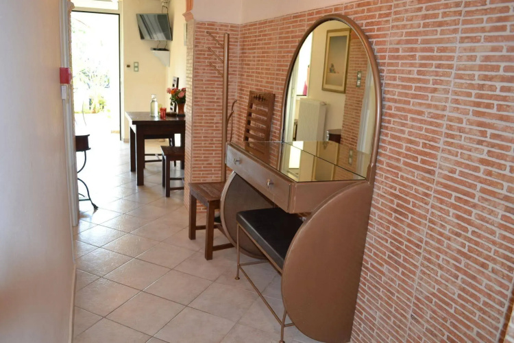 Kastro Apartments