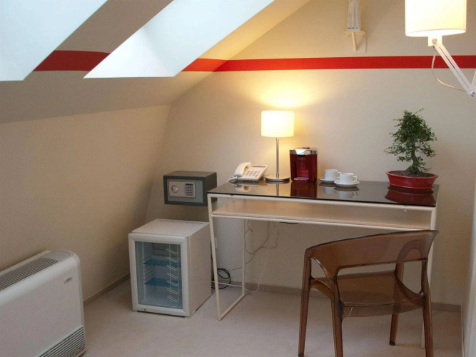 Home ApartHotel