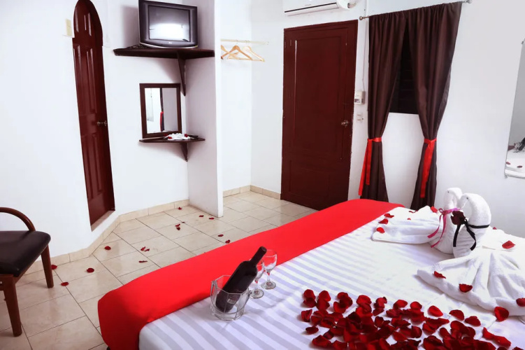 Hostal Sleep Easy Inn