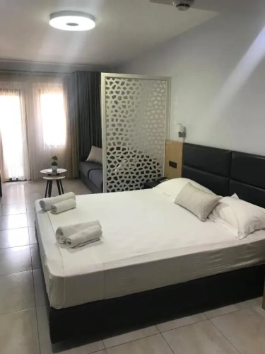 Quadruple Suite