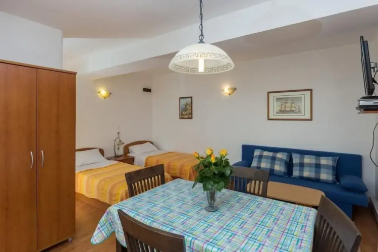 Apartments Milanovic