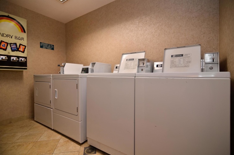 Best Western Plus Twin Falls Hotel photo 40