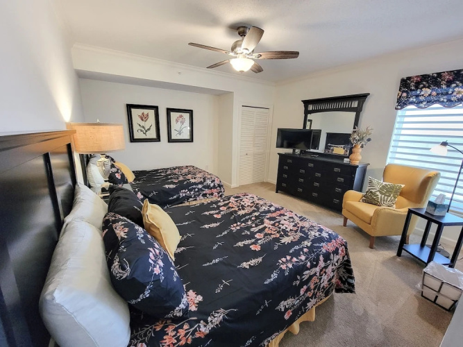 2307 Royale Palms 3 Bedroom Condo