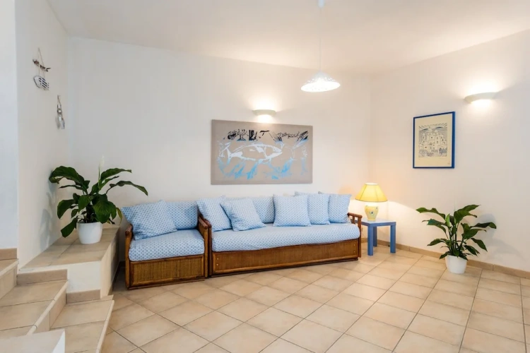 3 Bedrooms Apartment
