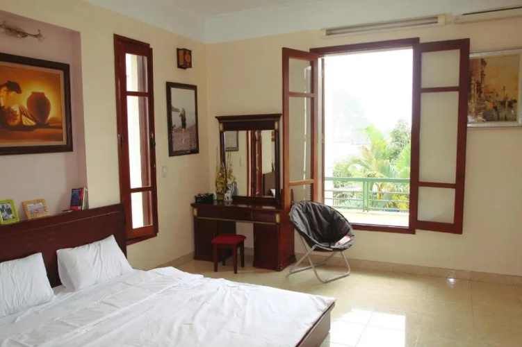 Ha Long Lily Homestay