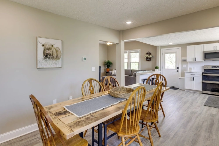 4 Bedrooms Cottage