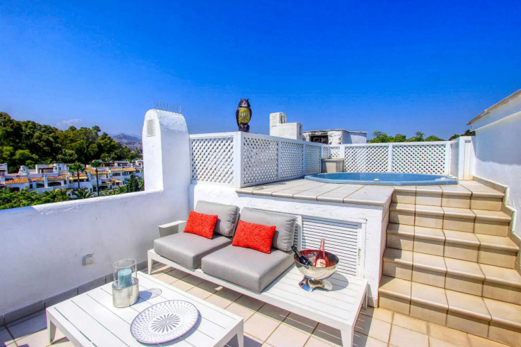 1080 - Golden Beach Jacuzzi