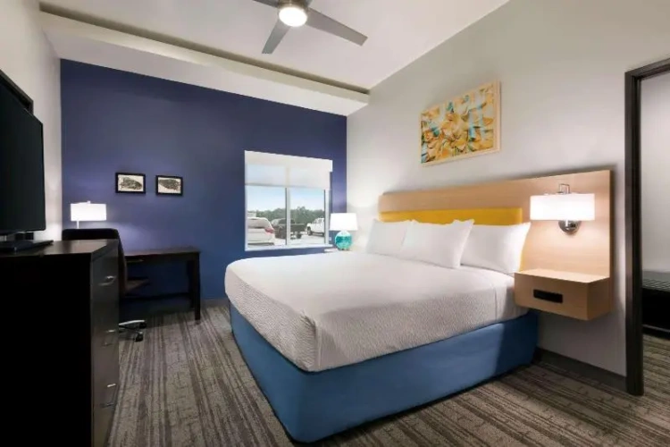 Double Suite