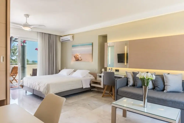 Premium Double Suite with sea view