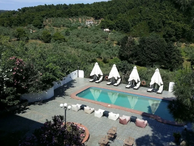 Family Apartment with balcony and with pool view