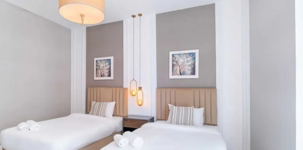 LUX The Al Seef Marina 4 bed Suite