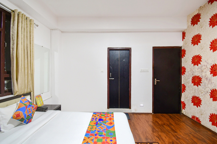 Fabhotel Snoopy