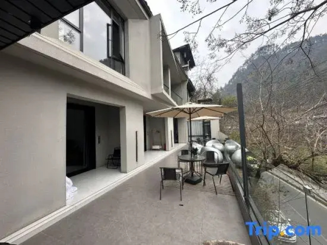 Phoenix Mountain Homestay