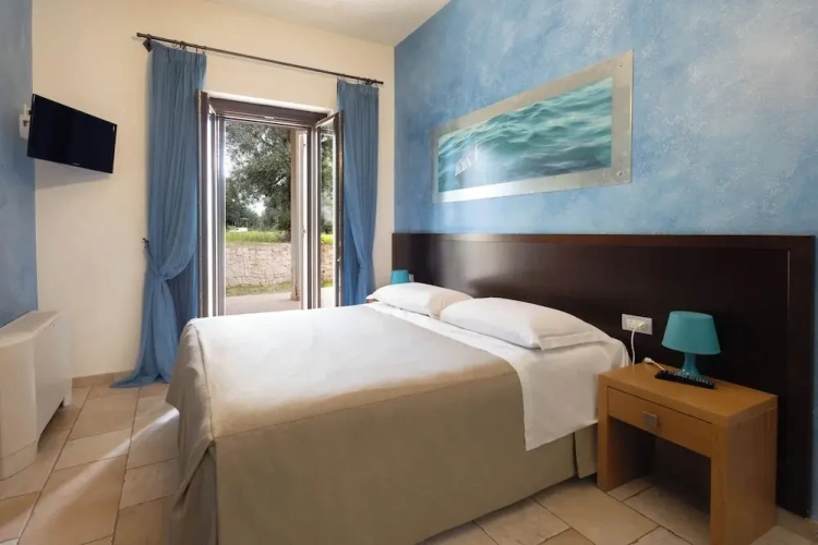 Standard Double room with garden view