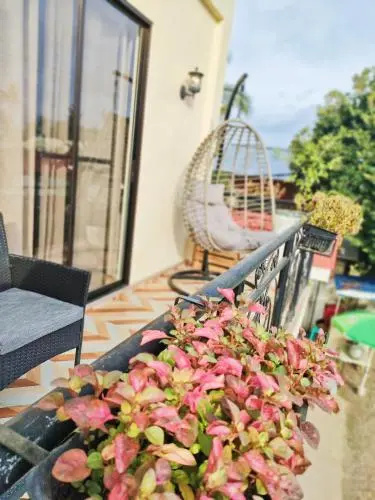 Intoy's Place